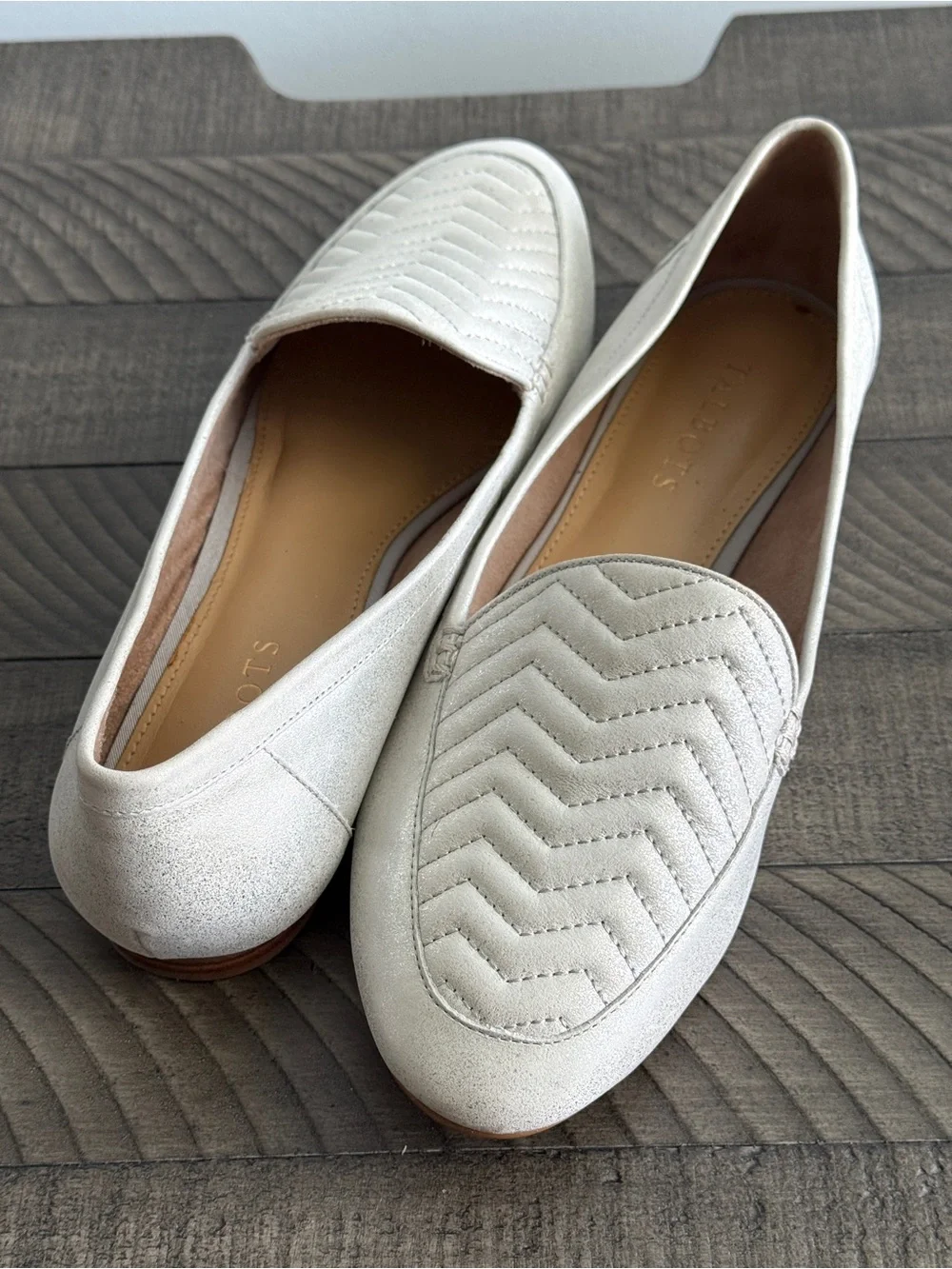 Talbots Ryan Leather Loafers (Chevron-Quilted Edition) Size 8.5M